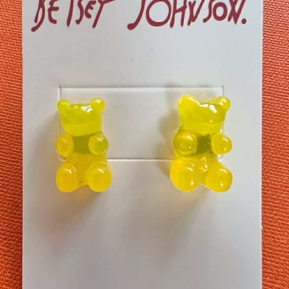 💛 Betsey Johnson lemon yellow gummy bear earrings 💛